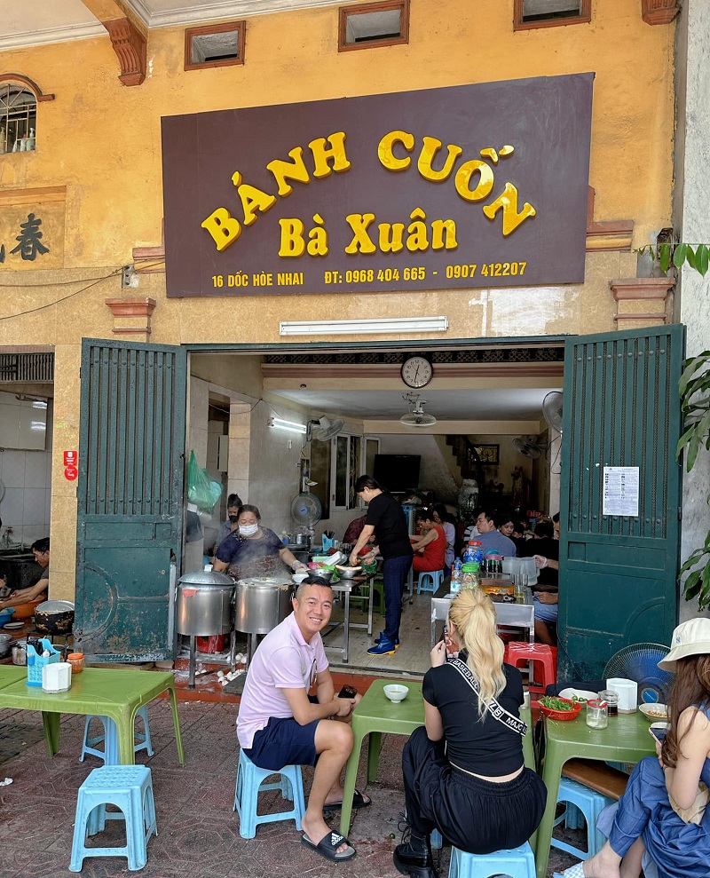 Bánh cuốn bà Xuân