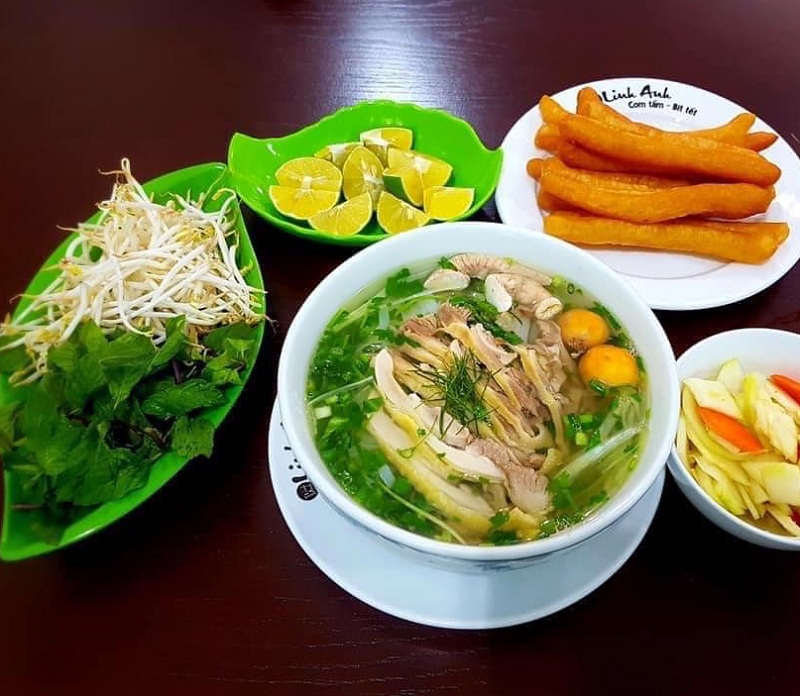 Phở gà Hà Nội ở đâu